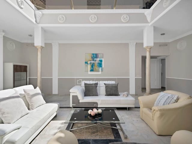 10 soveværelse Villa til salg i Marbella med swimmingpool garage - € 2.150.000 (Ref: 9733877)