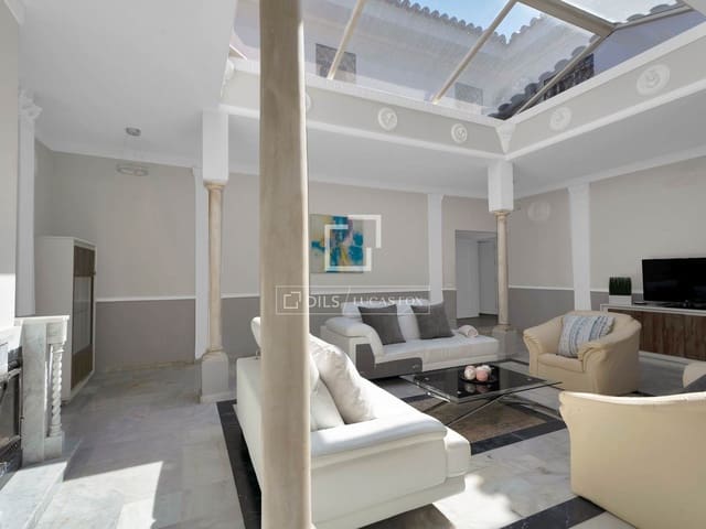10 soveværelse Villa til salg i Marbella med swimmingpool garage - € 2.150.000 (Ref: 9733877)