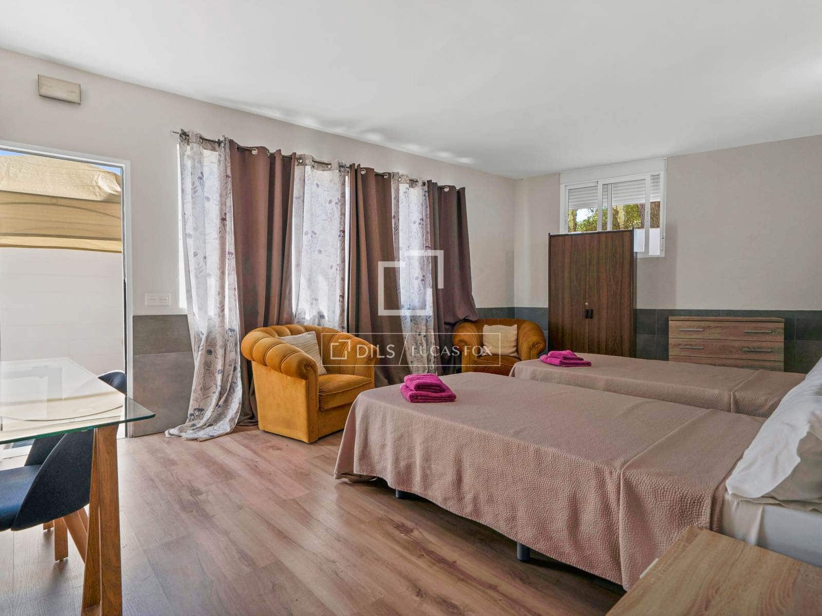 10 soveværelse Villa til salg i Marbella med swimmingpool garage - € 2.150.000 (Ref: 9733877)