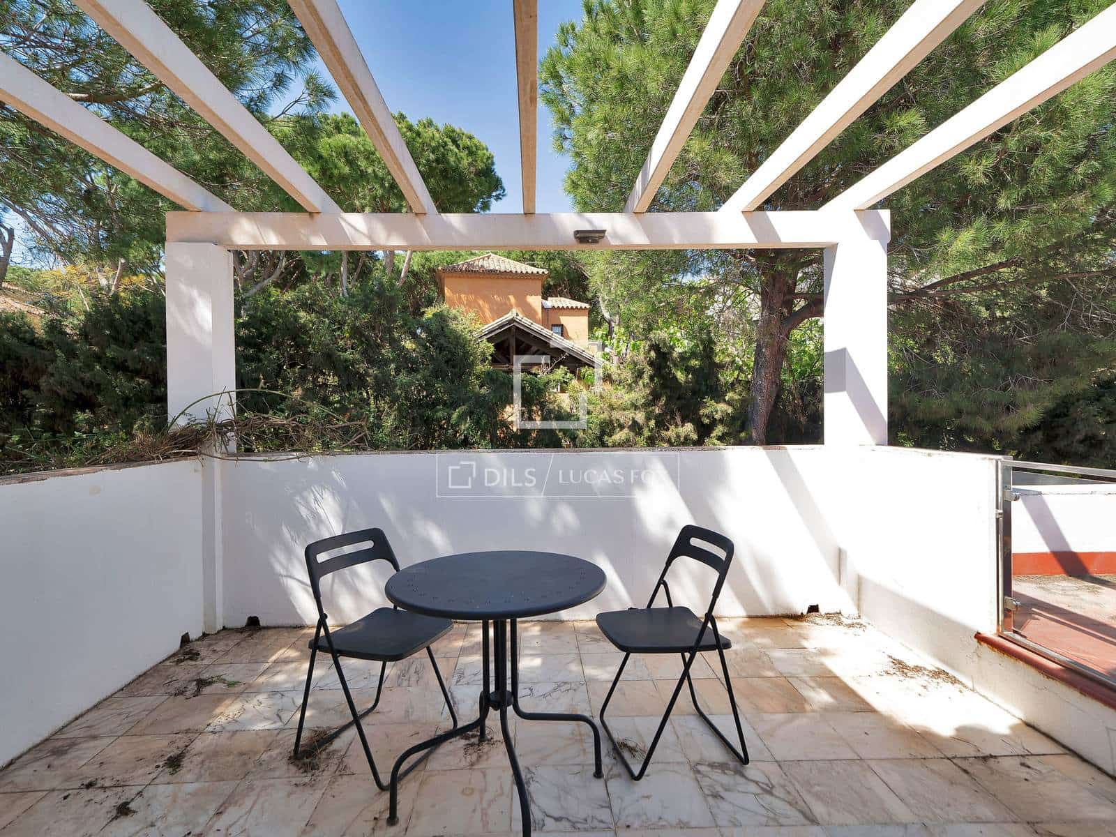 10 soveværelse Villa til salg i Marbella med swimmingpool garage - € 2.150.000 (Ref: 9733877)