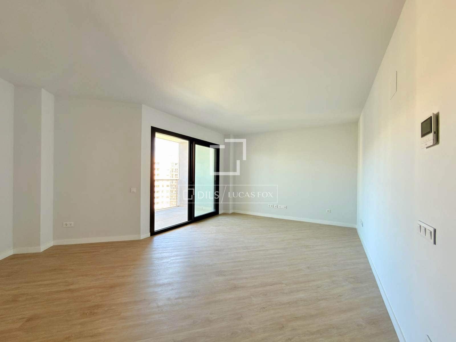 3 soveværelse Lejlighed til salg i Alicante by med swimmingpool garage - € 390.000 (Ref: 9733970)