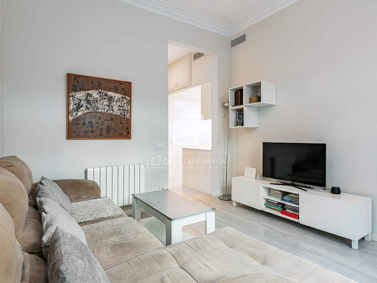2 bedroom Apartment for sale in Barcelona city - € 575,000 (Ref: 9733971)