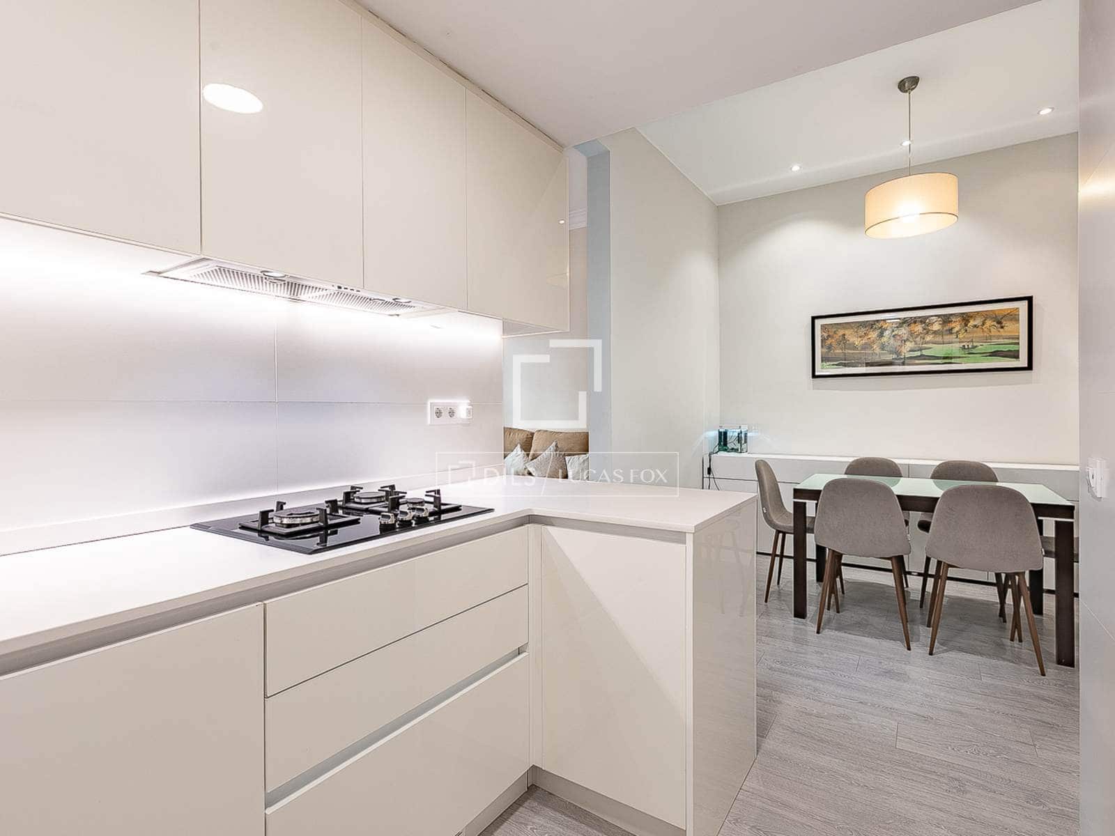 2 bedroom Apartment for sale in Barcelona city - € 575,000 (Ref: 9733971)