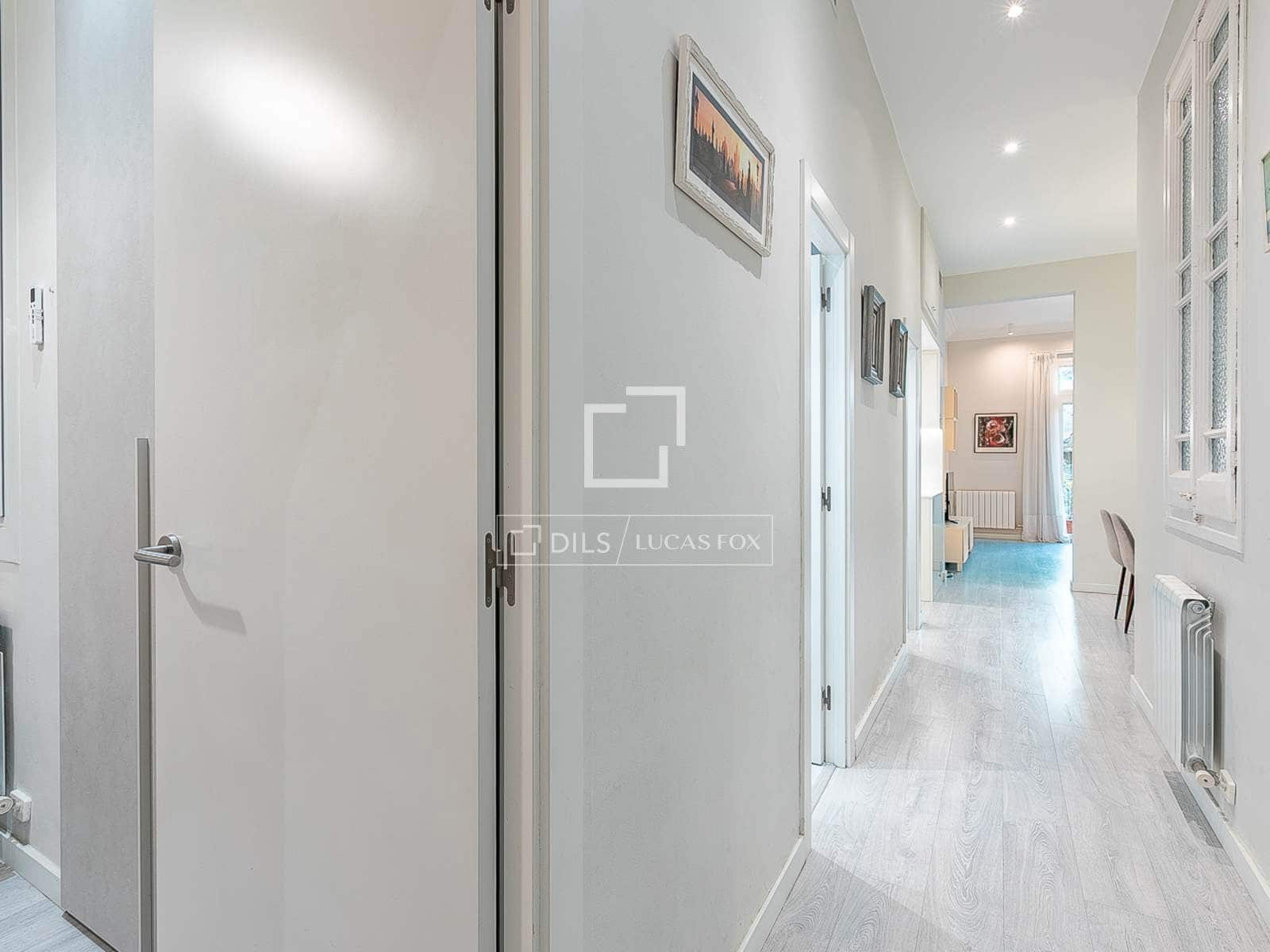 2 bedroom Apartment for sale in Barcelona city - € 575,000 (Ref: 9733971)