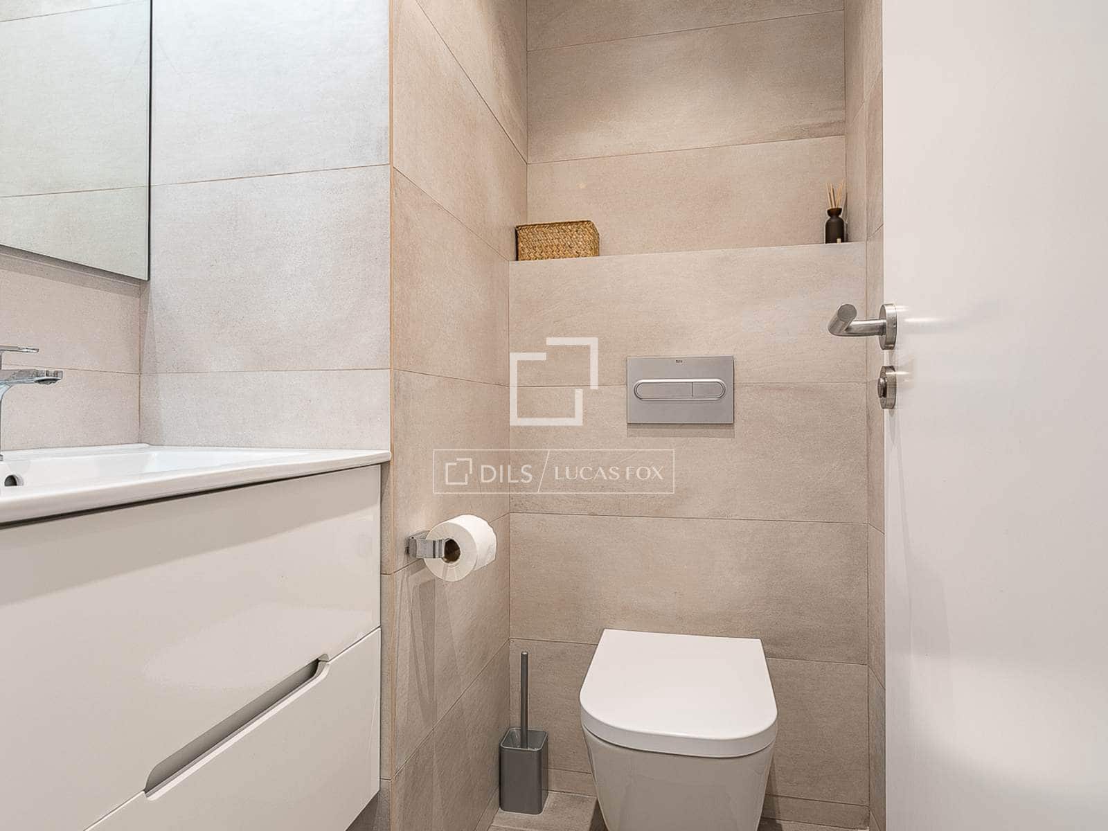 2 bedroom Apartment for sale in Barcelona city - € 575,000 (Ref: 9733971)