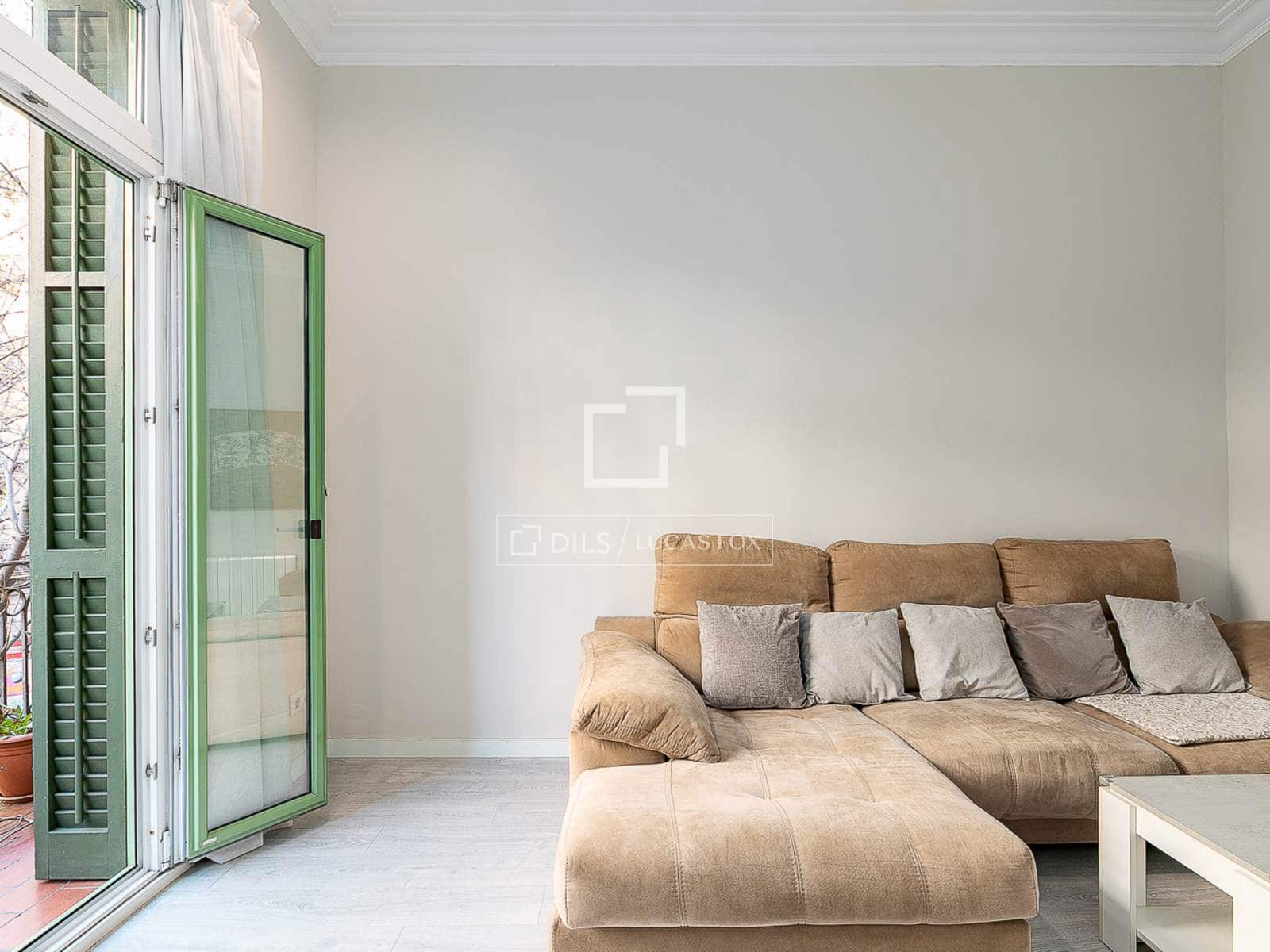 2 bedroom Apartment for sale in Barcelona city - € 575,000 (Ref: 9733971)