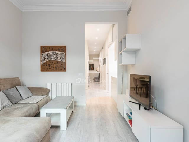 2 bedroom Apartment for sale in Barcelona city - € 575,000 (Ref: 9733971)