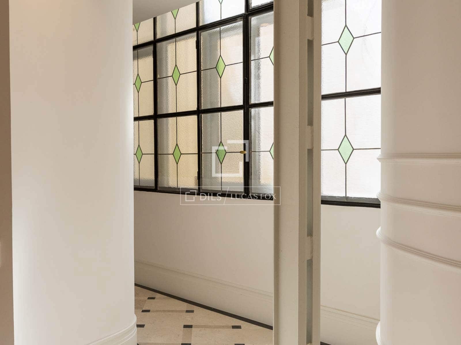 4 bedroom Apartment for sale in Madrid city with garage - € 7,900,000 (Ref: 9733974)