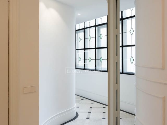 4 slaapkamer Appartement te koop in Recoletos, Madrid stad met garage - € 7.900.000 (Ref: 9733974)