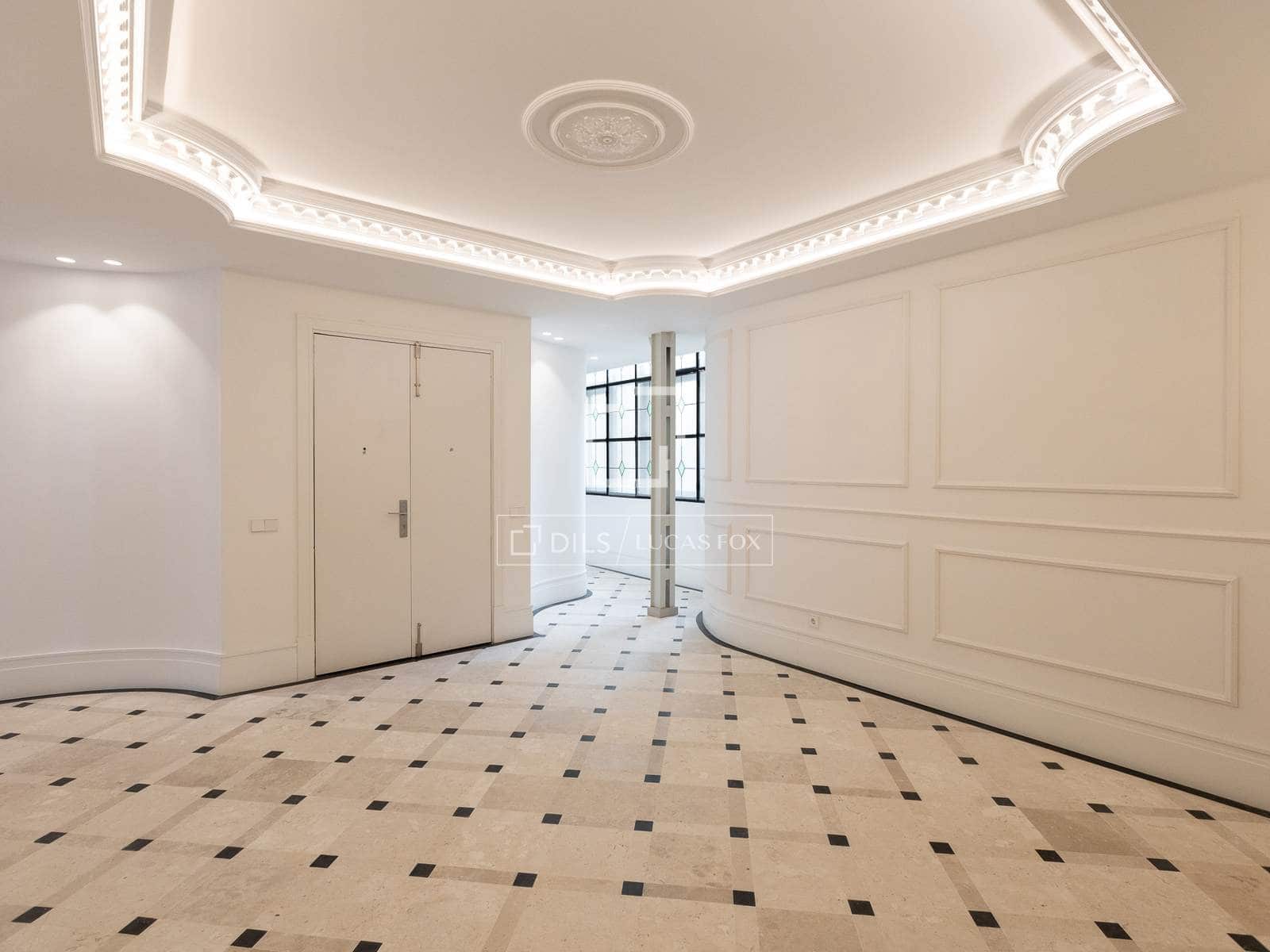 4 bedroom Apartment for sale in Madrid city with garage - € 7,900,000 (Ref: 9733974)