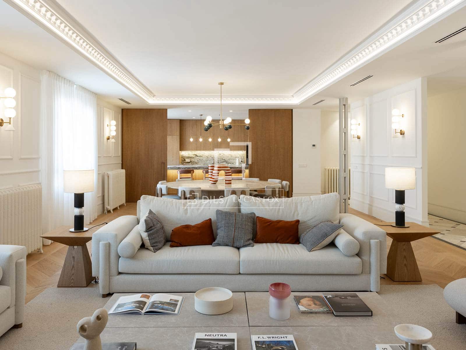 4 bedroom Apartment for sale in Madrid city with garage - € 7,900,000 (Ref: 9733974)