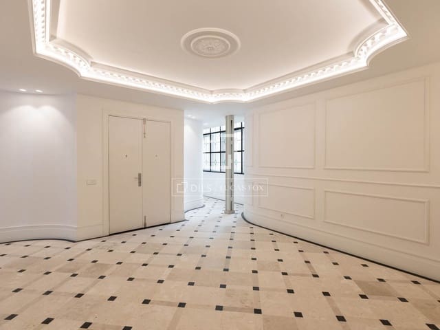 4 slaapkamer Appartement te koop in Recoletos, Madrid stad met garage - € 7.900.000 (Ref: 9733974)