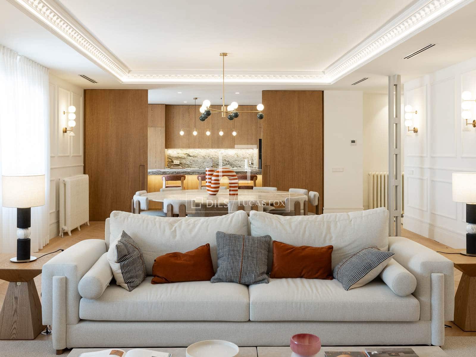 4 bedroom Apartment for sale in Madrid city with garage - € 7,900,000 (Ref: 9733974)