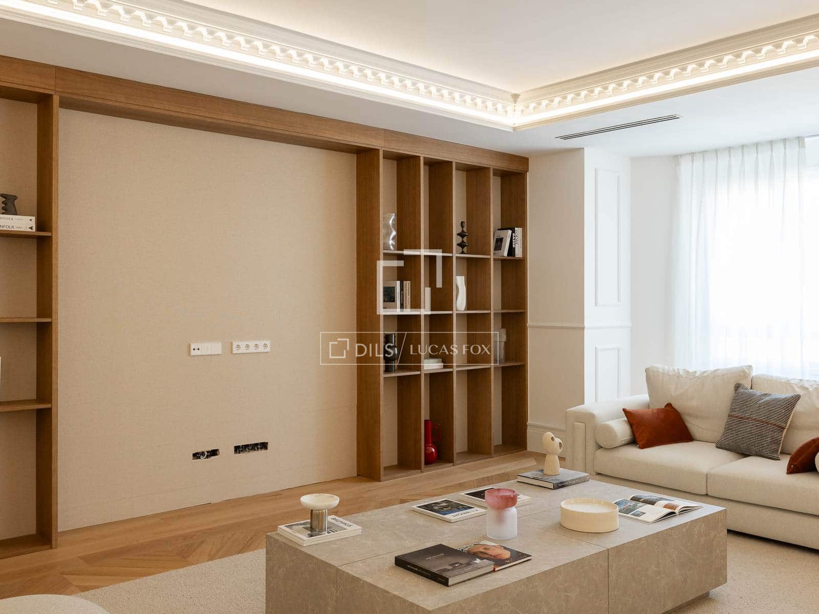 4 bedroom Apartment for sale in Madrid city with garage - € 7,900,000 (Ref: 9733974)