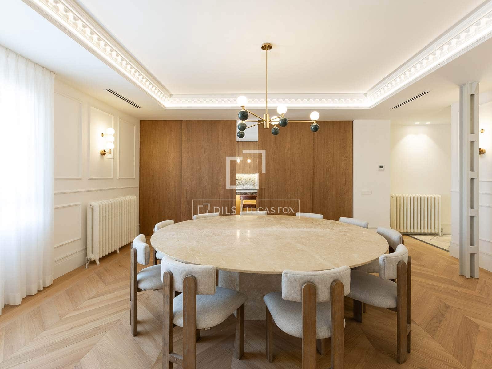 4 bedroom Apartment for sale in Madrid city with garage - € 7,900,000 (Ref: 9733974)