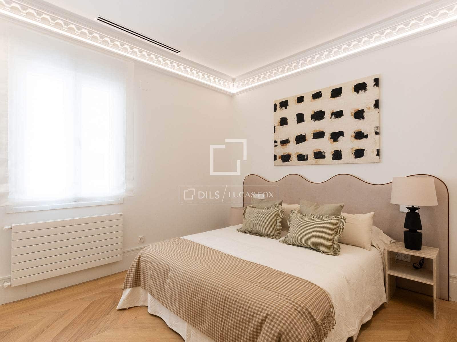 4 bedroom Apartment for sale in Madrid city with garage - € 7,900,000 (Ref: 9733974)