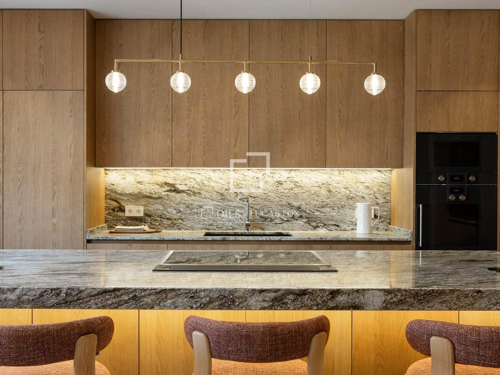 4 bedroom Apartment for sale in Madrid city with garage - € 7,900,000 (Ref: 9733974)