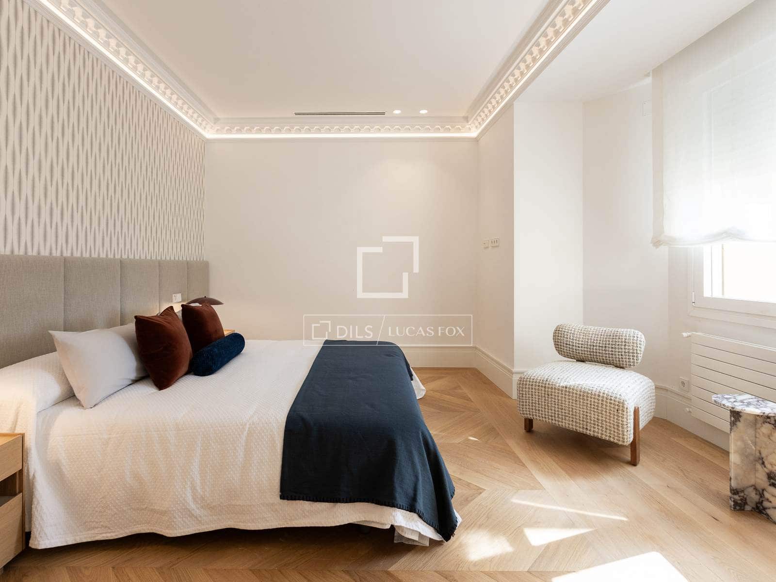 4 bedroom Apartment for sale in Madrid city with garage - € 7,900,000 (Ref: 9733974)