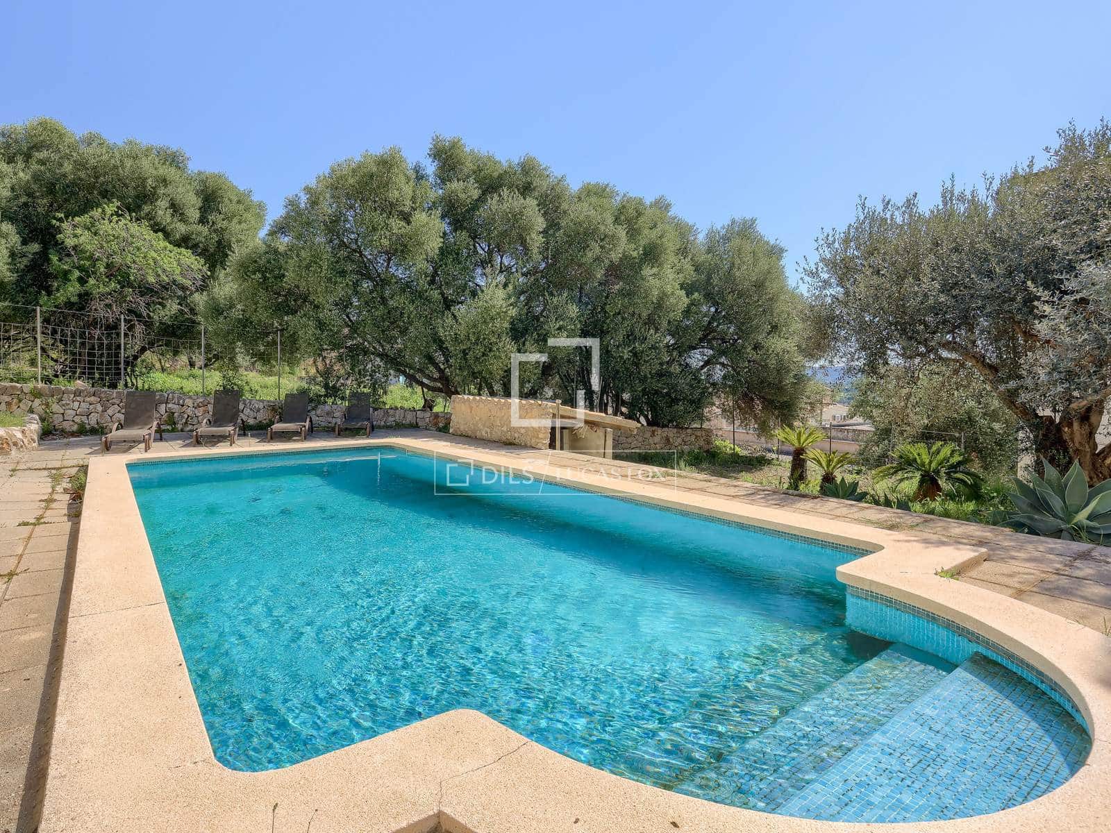 5 bedroom Finca/Country House for sale in Selva - € 1,650,000 (Ref: 9733975)