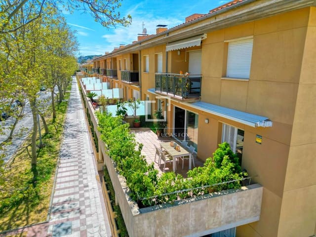 3 bedroom Apartment for sale in S'Agaro, Castell-Platja d'Aro with pool garage - € 750,000 (Ref: 9733976)