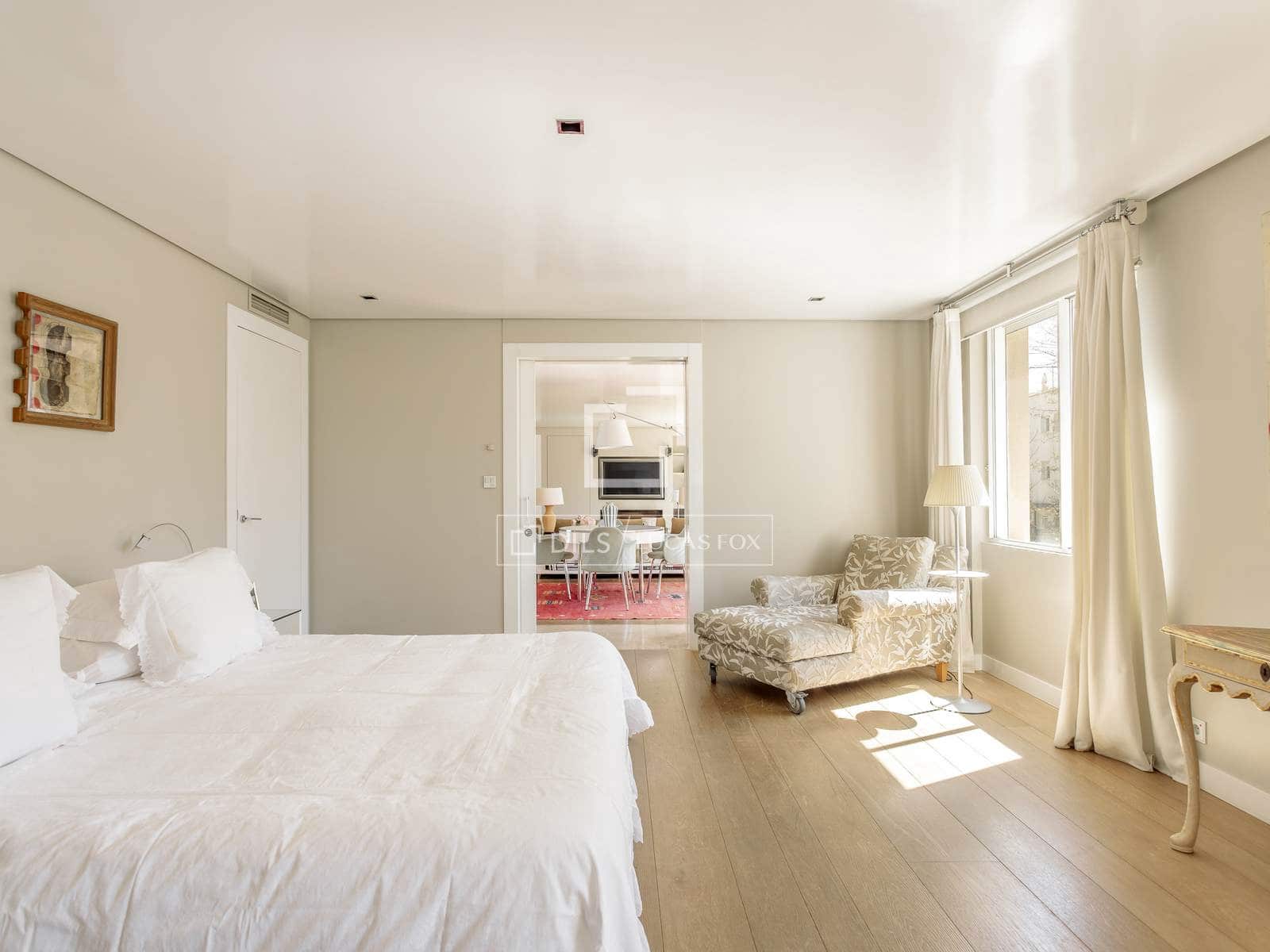 8 soverom Villa til salgs i Madrid by med svømmebasseng garasje - € 18 600 000 (Ref: 9735946)