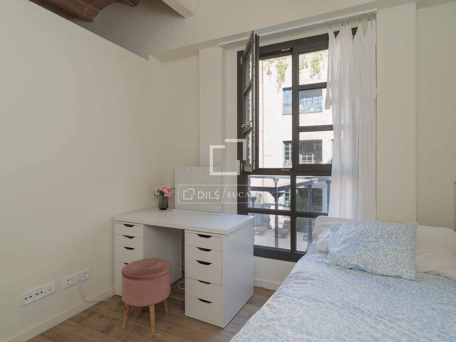 1 sypialnia Apartament na sprzedaż w Miasto Barcelona z basenem - 459 000 € (Ref: 9736113)