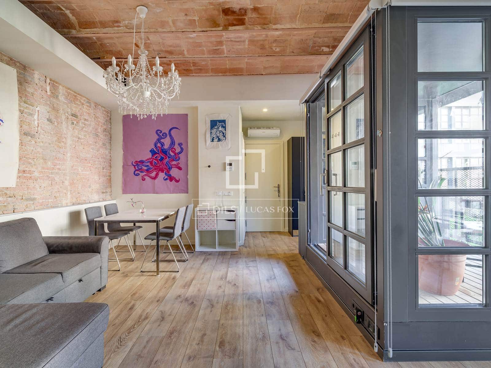 1 sypialnia Apartament na sprzedaż w Miasto Barcelona z basenem - 459 000 € (Ref: 9736113)