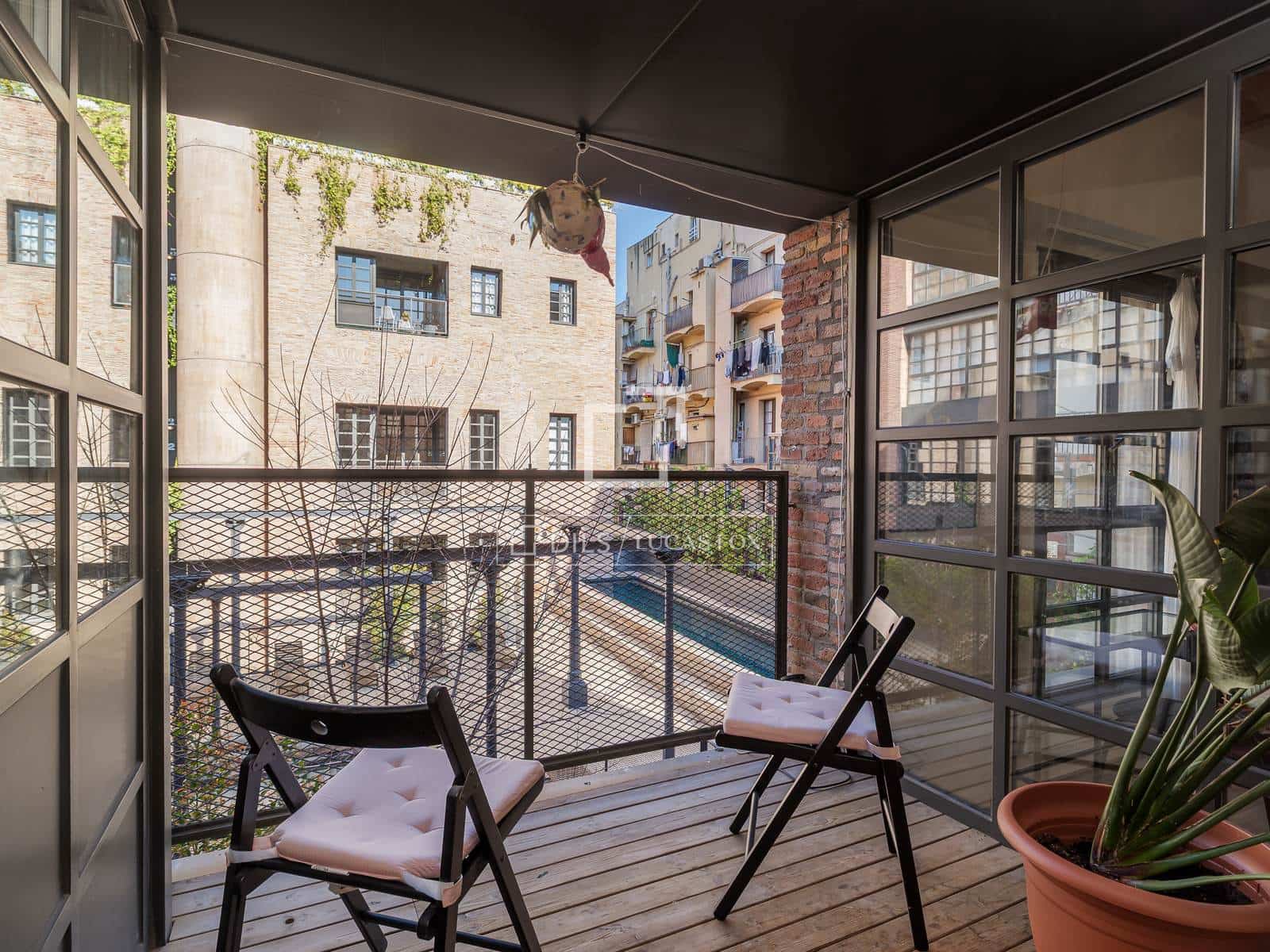 1 sypialnia Apartament na sprzedaż w Miasto Barcelona z basenem - 459 000 € (Ref: 9736113)