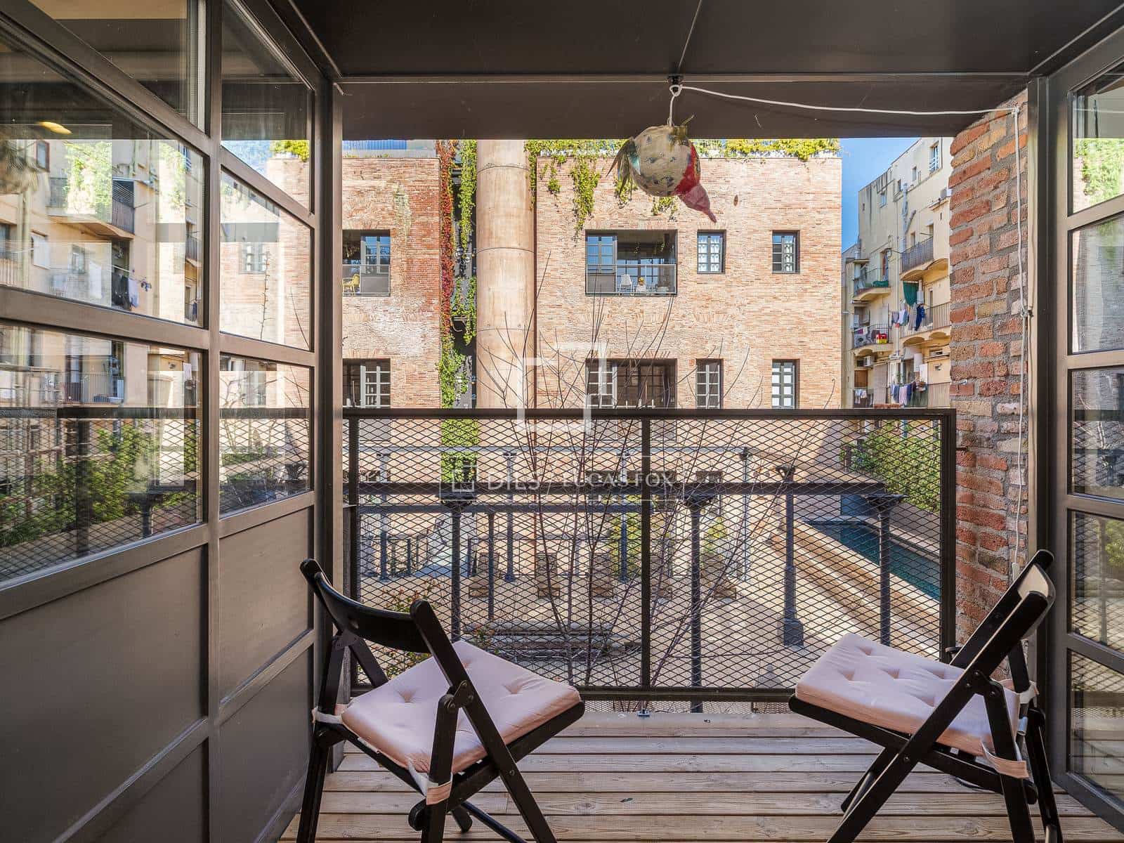 1 sypialnia Apartament na sprzedaż w Miasto Barcelona z basenem - 459 000 € (Ref: 9736113)