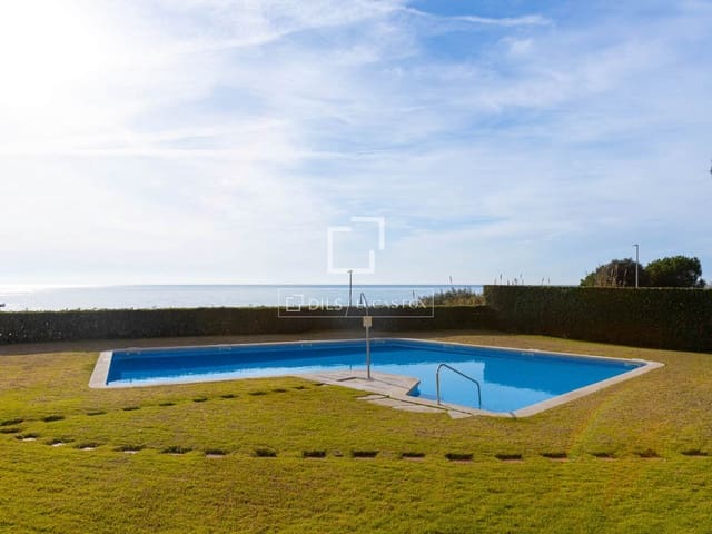 3 bedroom Villa for sale in Sant Pol de Mar with garage - € 510,000 (Ref: 9737081)