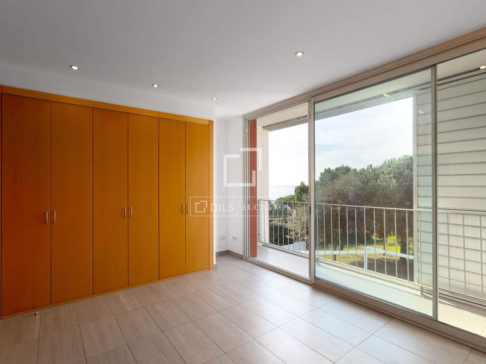 3 sovrum Villa till salu i Sant Pol de Mar med garage - 510 000 € (Ref: 9737081)