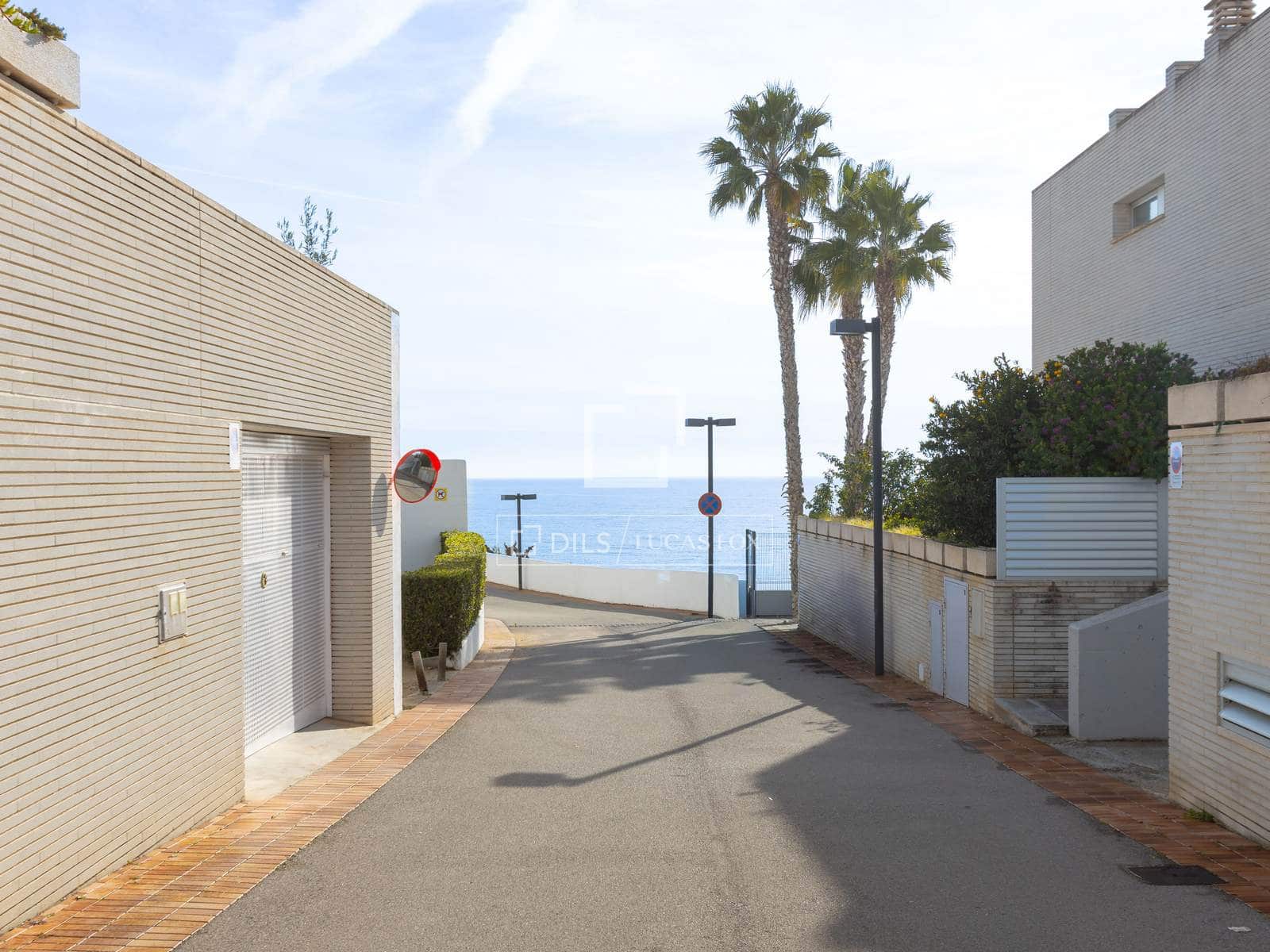3 sovrum Villa till salu i Sant Pol de Mar med garage - 510 000 € (Ref: 9737081)