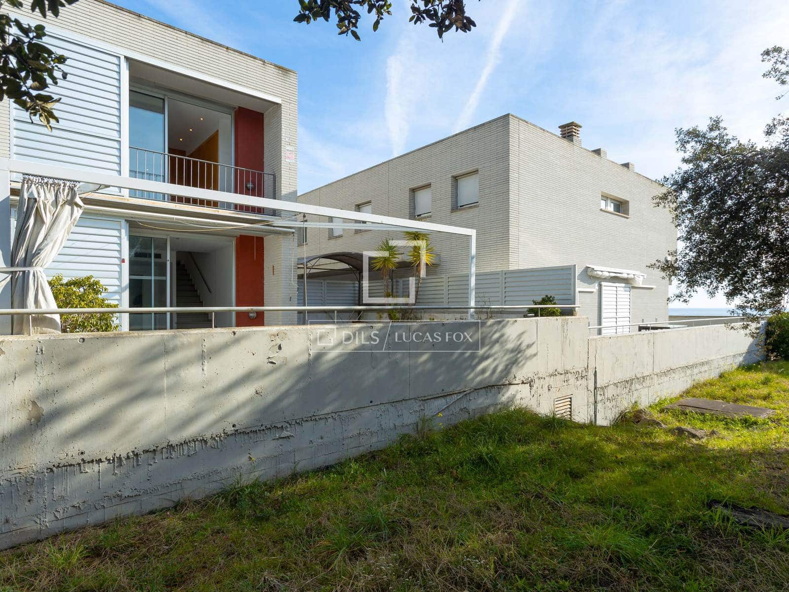 3 sovrum Villa till salu i Sant Pol de Mar med garage - 510 000 € (Ref: 9737081)