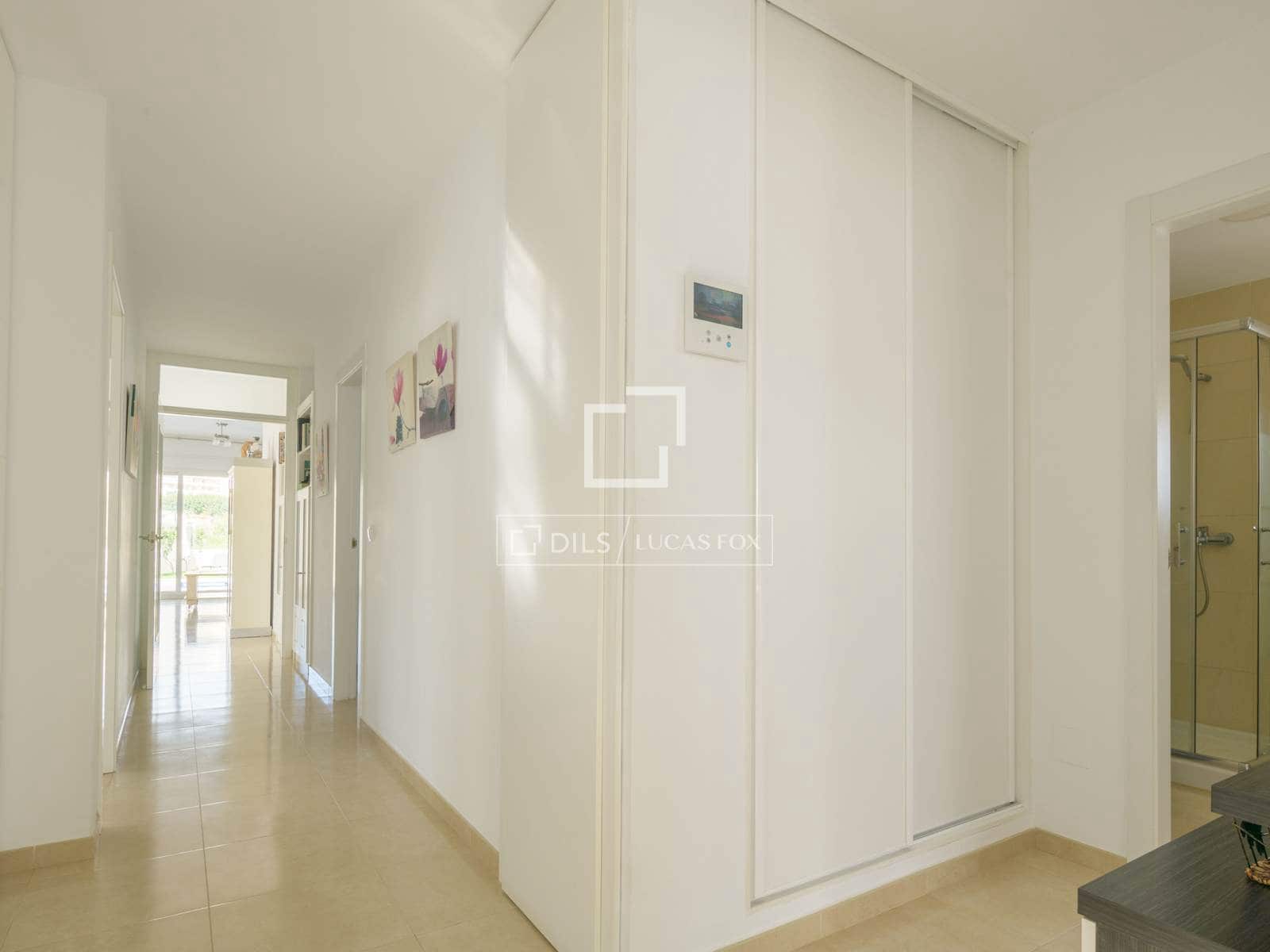 3 quarto Moradia para venda em Torrequebrada com piscina garagem - 945 000 € (Ref: 9737083)