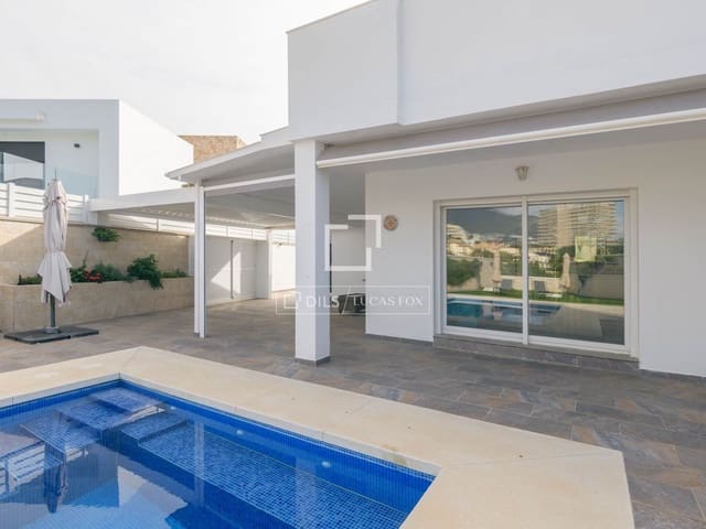 3 sypialnia Willa na sprzedaż w Torrequebrada, Benalmádena z basenem garażem - 945 000 € (Ref: 9737083)