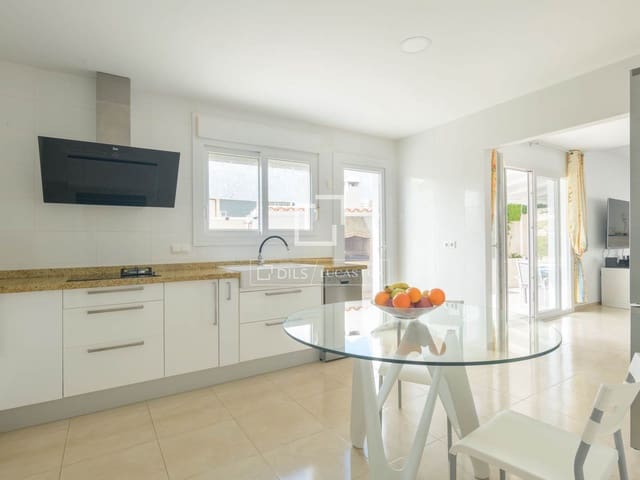 3 sypialnia Willa na sprzedaż w Benalmádena z basenem garażem - 910 000 € (Ref: 9737083)