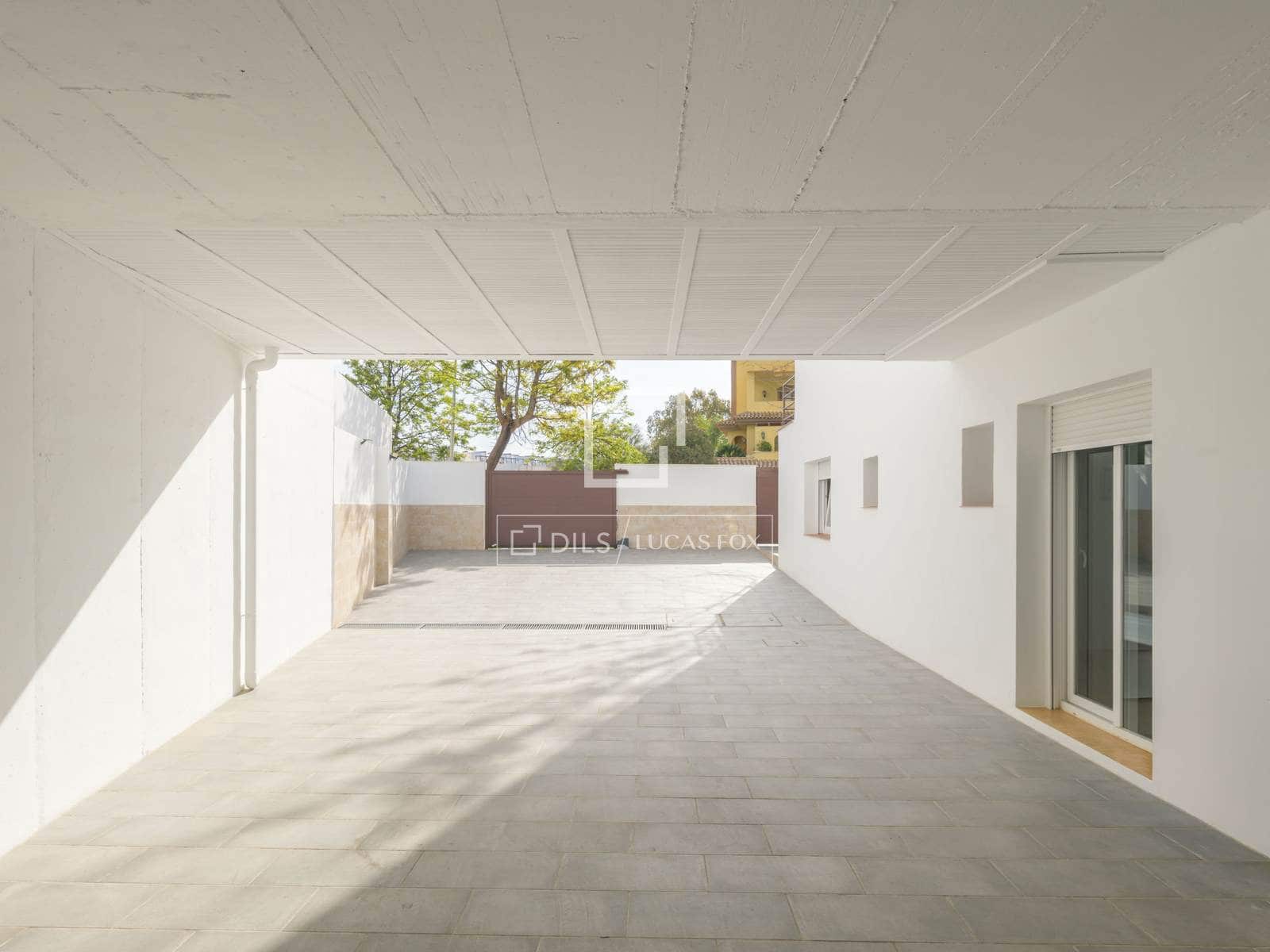 3 quarto Moradia para venda em Torrequebrada com piscina garagem - 945 000 € (Ref: 9737083)