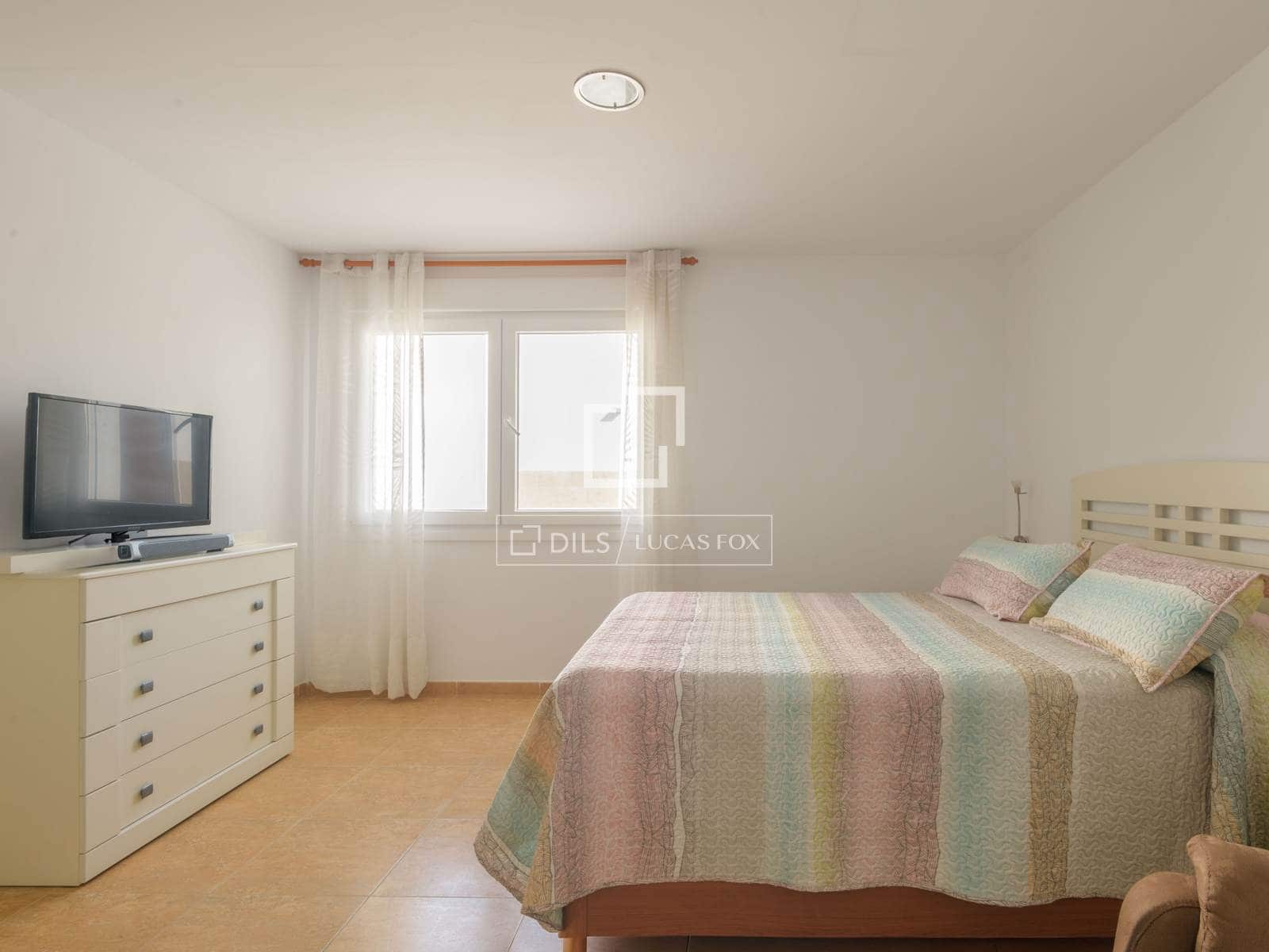 3 quarto Moradia para venda em Torrequebrada com piscina garagem - 945 000 € (Ref: 9737083)