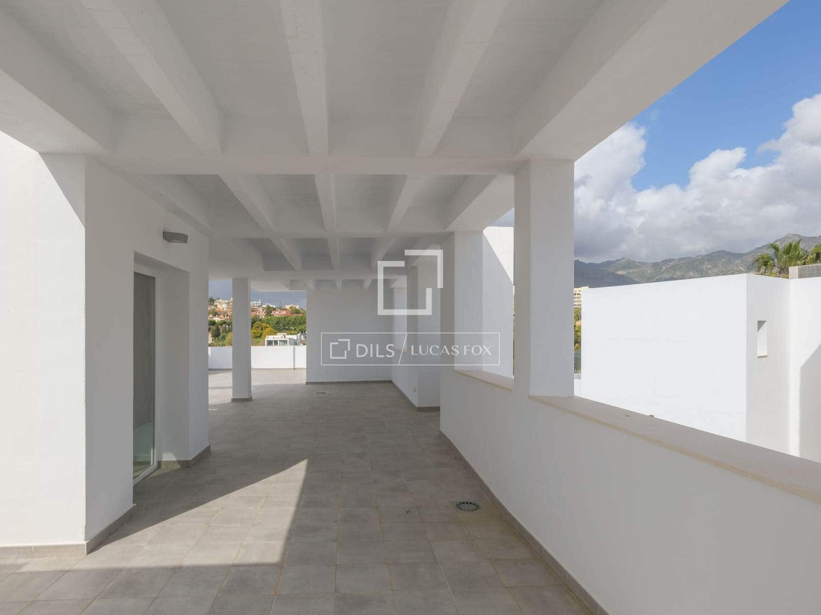 3 quarto Moradia para venda em Torrequebrada com piscina garagem - 945 000 € (Ref: 9737083)