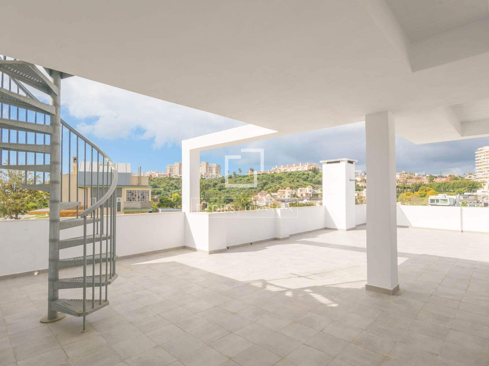 3 quarto Moradia para venda em Torrequebrada com piscina garagem - 945 000 € (Ref: 9737083)