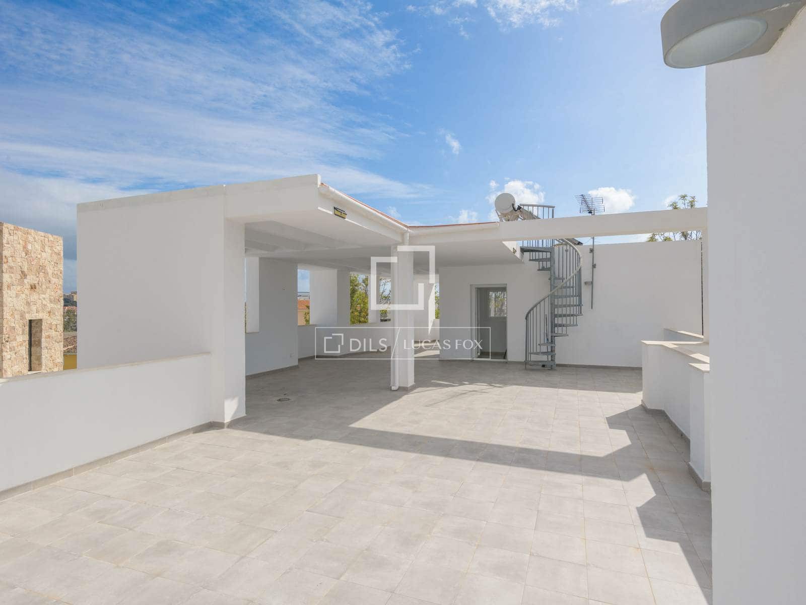 3 quarto Moradia para venda em Torrequebrada com piscina garagem - 945 000 € (Ref: 9737083)