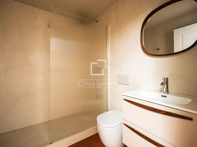 Apartamento de 3 habitaciones en Barcelona ciudad en venta - 580.000 € (Ref: 9737184)
