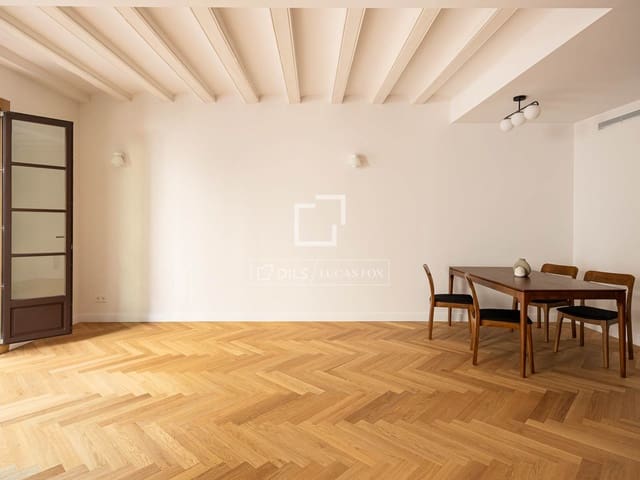 Apartamento de 3 habitaciones en Barcelona ciudad en venta - 580.000 € (Ref: 9737184)