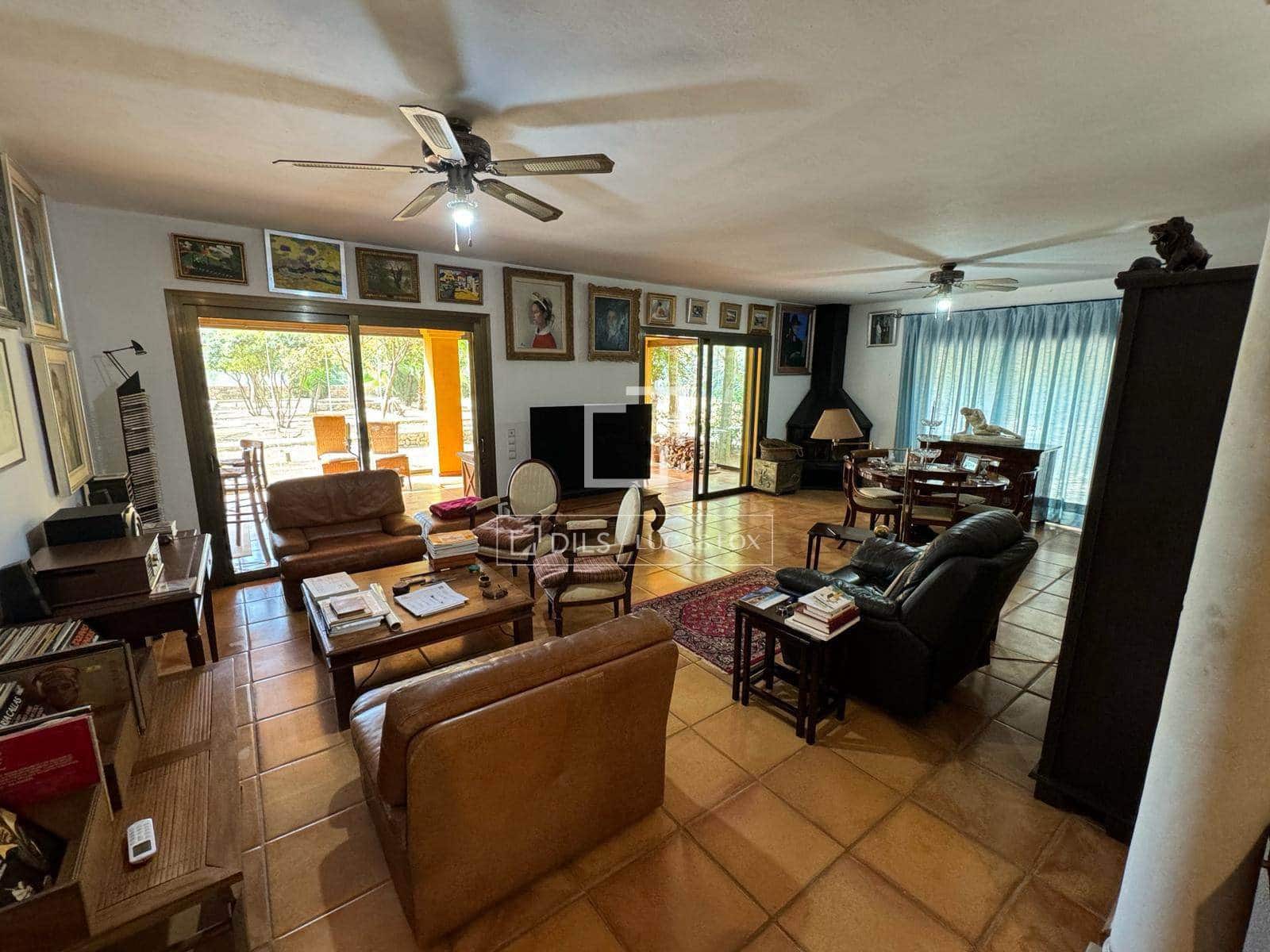 5 bedroom Finca/Country House for sale in Santa Gertrudis de Fruitera with garage - € 3,000,000 (Ref: 9737265)