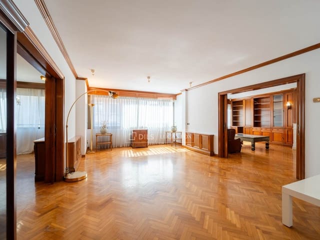 5 Zimmer Apartment zu verkaufen in València Stadt mit Garage - 2.100.000 € (Ref: 9737267)