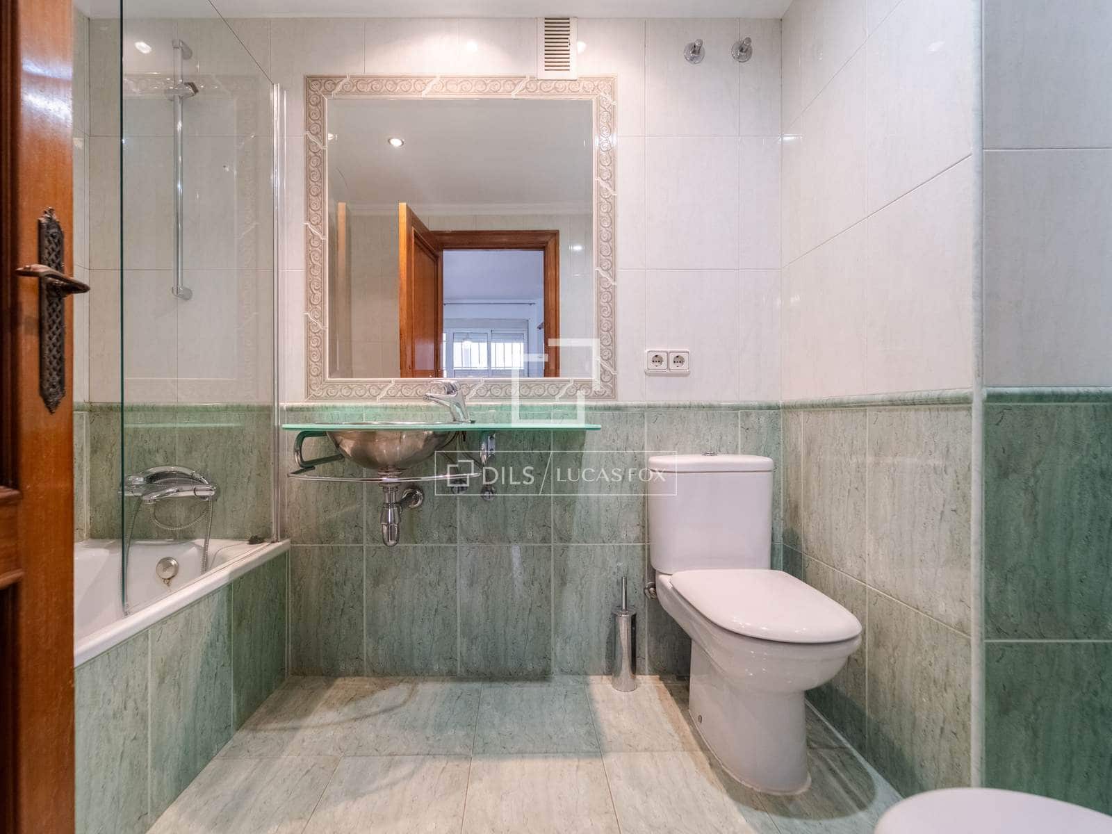 5 bedroom Apartment for sale in Valencia city with garage - € 2,100,000 (Ref: 9737267)