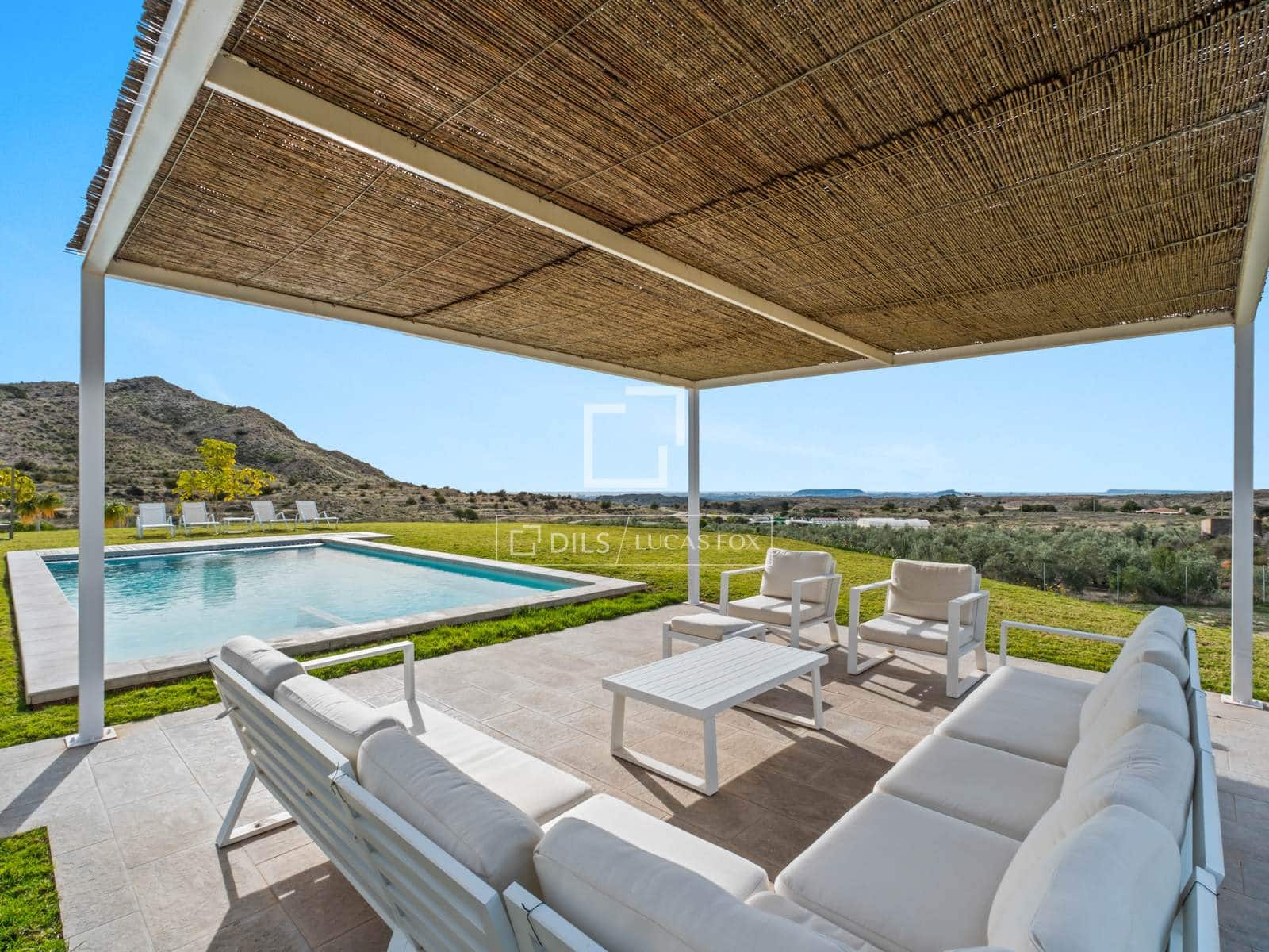 4 sovrum Villa till salu i Muchamiel / Mutxamel med pool garage - 1 249 000 € (Ref: 9739114)