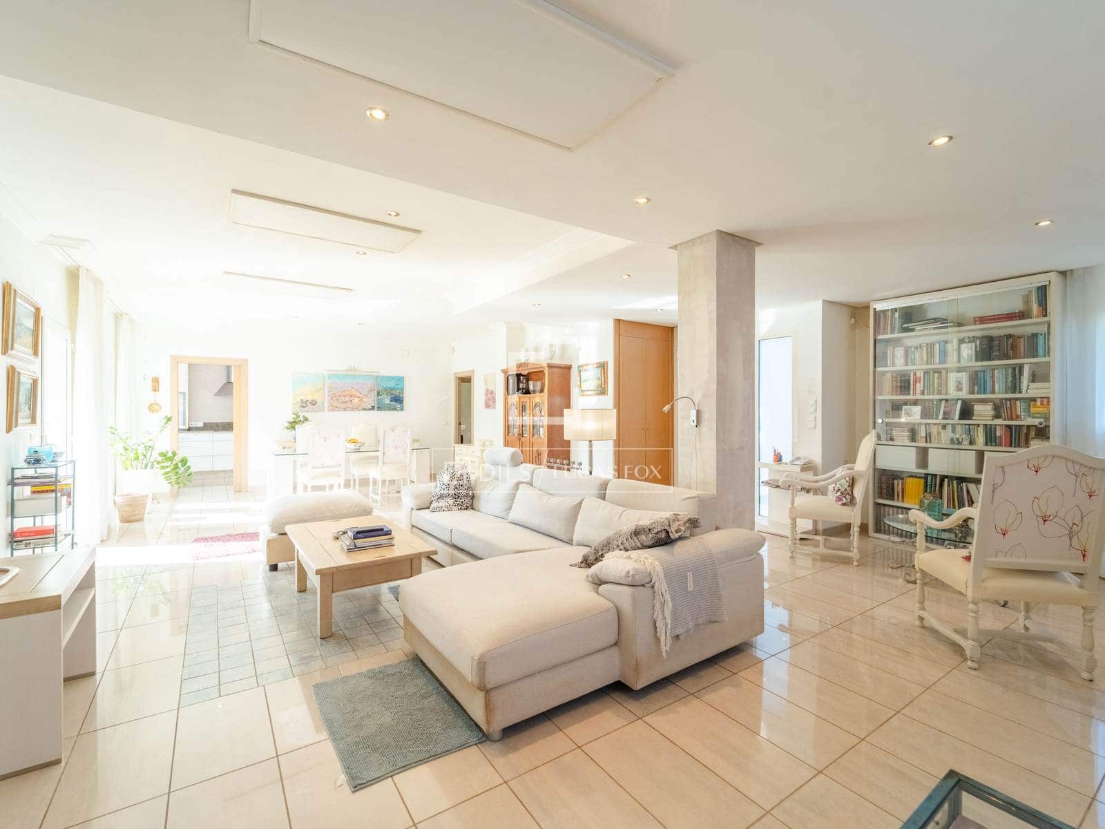 5 sypialnia Willa na sprzedaż w La Pobla de Vallbona z basenem - 925 000 € (Ref: 9739115)