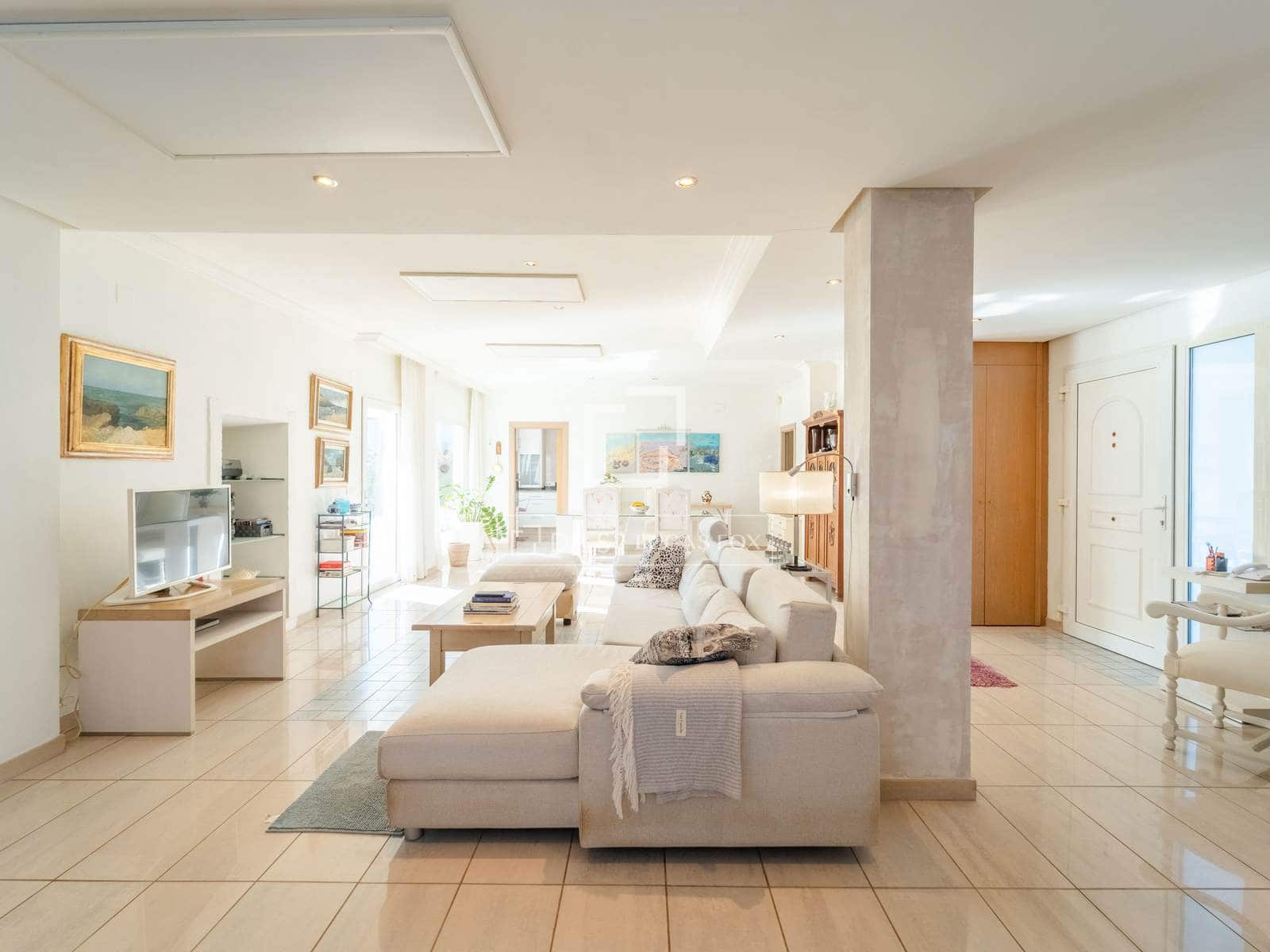 5 sypialnia Willa na sprzedaż w La Pobla de Vallbona z basenem - 925 000 € (Ref: 9739115)