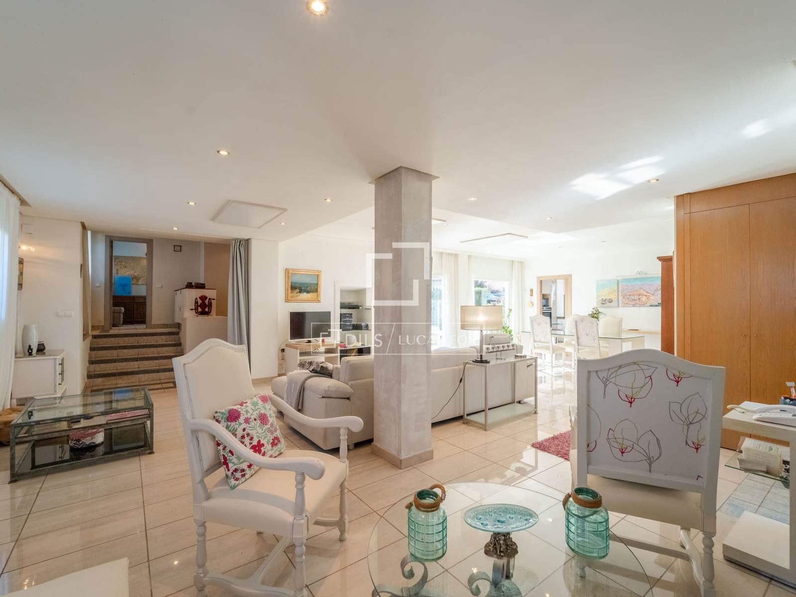 5 sypialnia Willa na sprzedaż w La Pobla de Vallbona z basenem - 925 000 € (Ref: 9739115)